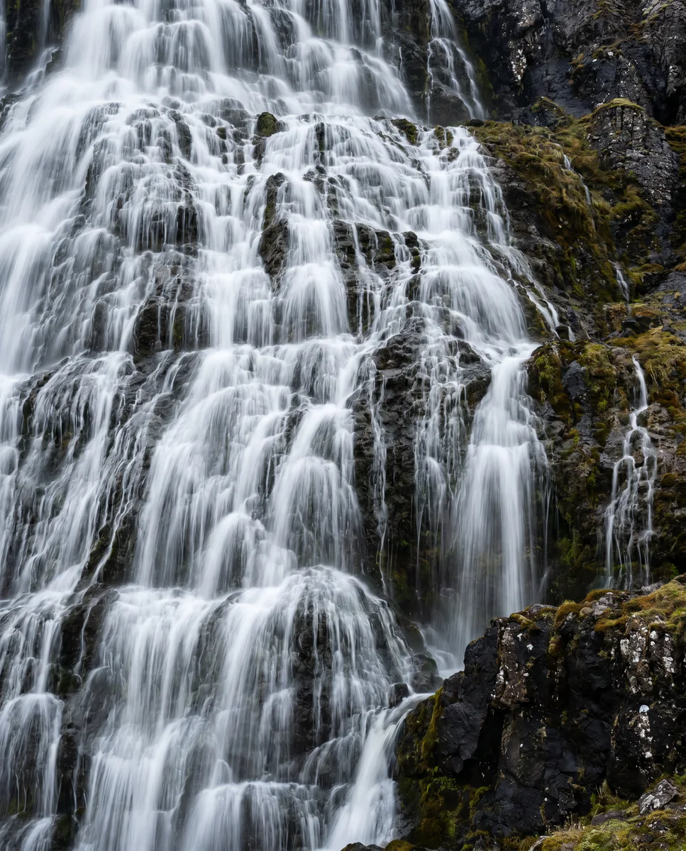 Lower cascades